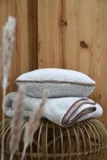 Pernă decorativă Winston 50X50 cm, culoare natural, 100% poliester - imagine 4